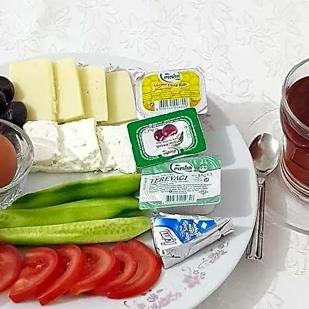 호텔 Kardelen 검벳